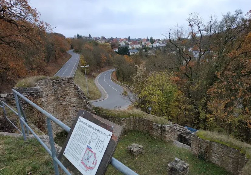 Ruine - Alte Stromburg auf dem Pfarrköpfchen, Stromberg, Germany, Germany